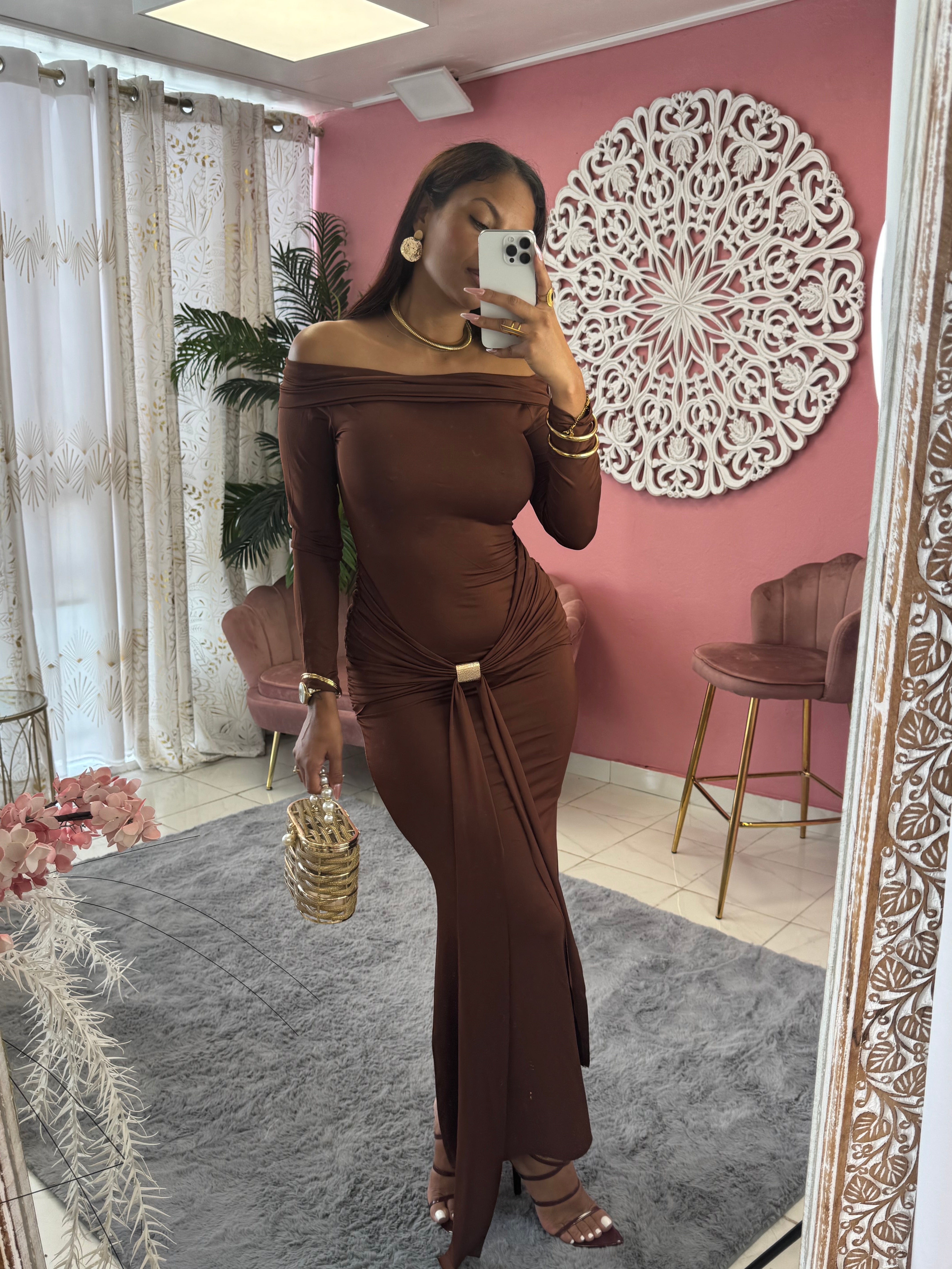 Robe noir longue manche